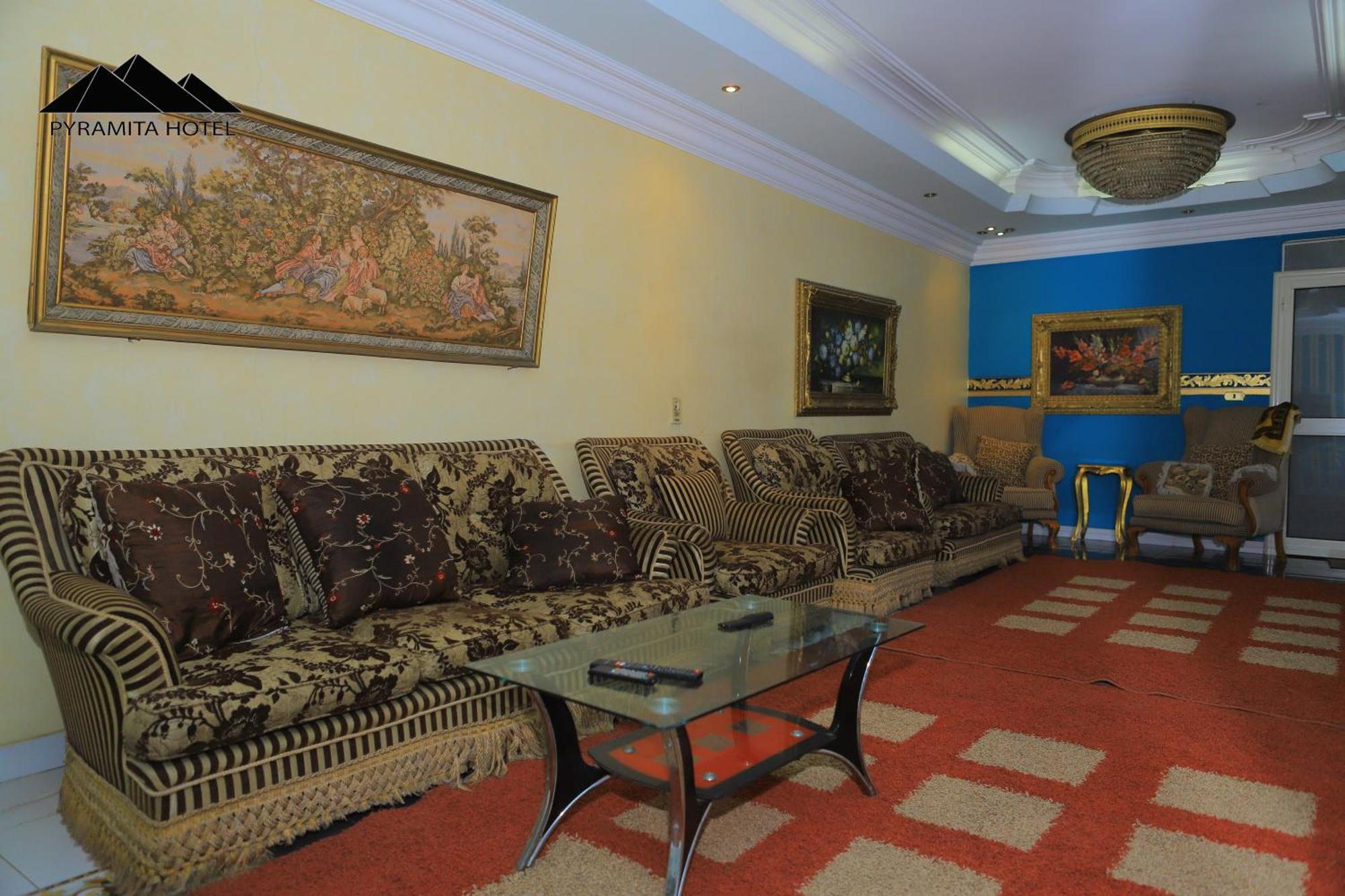Pyramita Hotel Ghatati Exterior foto